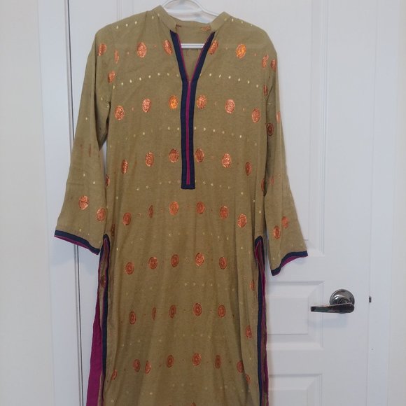 Cotton Kurundi Full Suite with Organza Dupatta - Picture 1 of 4